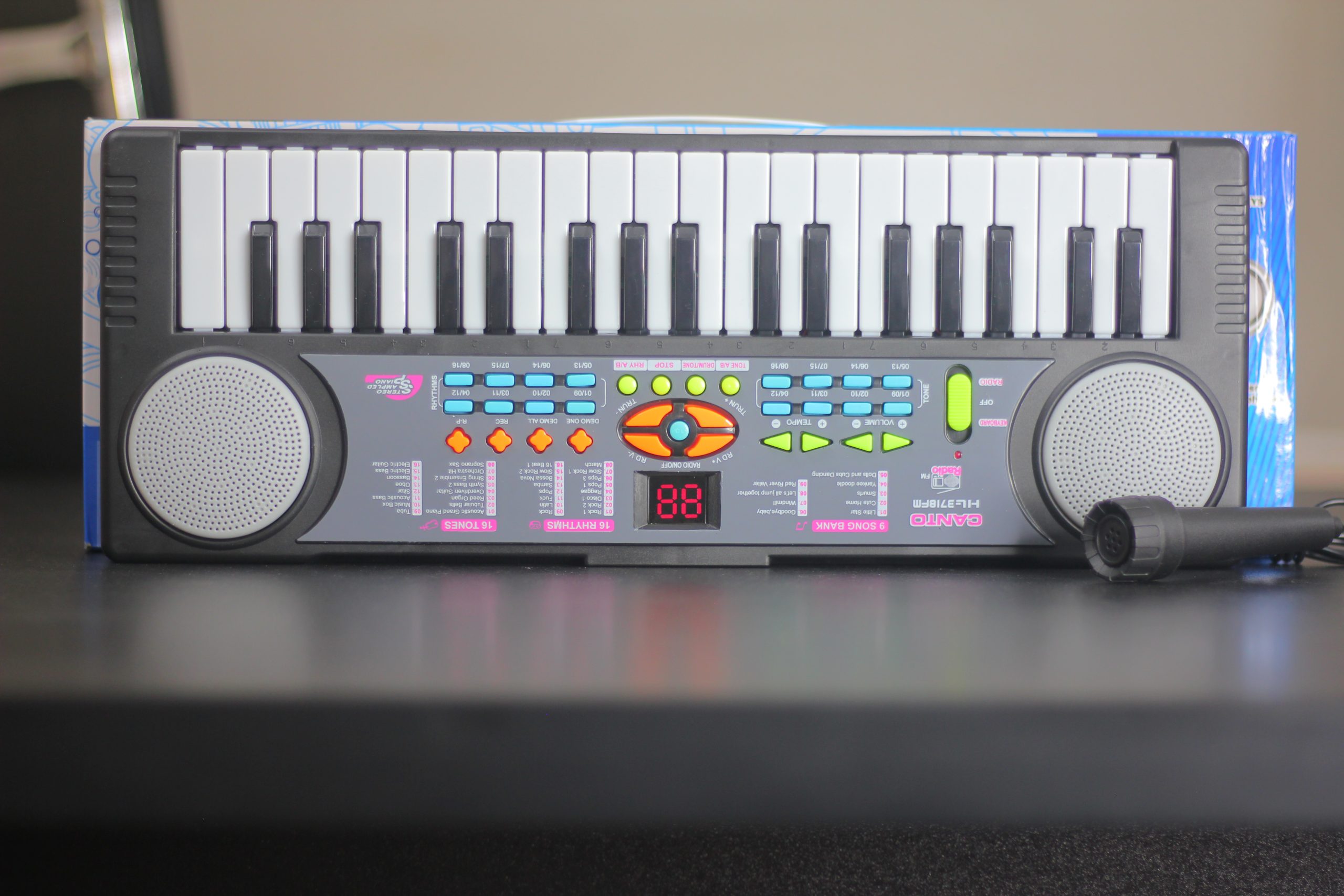 Canto Electronic Keyboard with Mic - Image 10